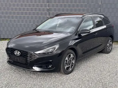 Neu Hyundai i30 116 PS (85 kW) 2026 Schwarz Kombi