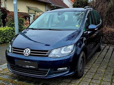 Second-hand VW Sharan Comfortline 184 CP (135 kW) 2016 Albastru Monovolum