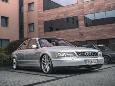 Audi S8