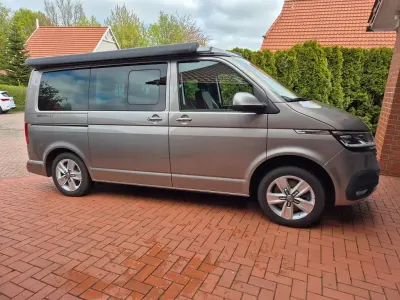 Używany VW California Beach 199 KM (146 kW) 2021 Szary Van