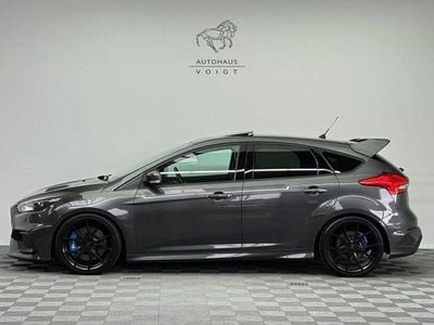 Magneticgrau (metallic) Gebraucht 2017 Ford Focus RS Limousine | 34.490 €