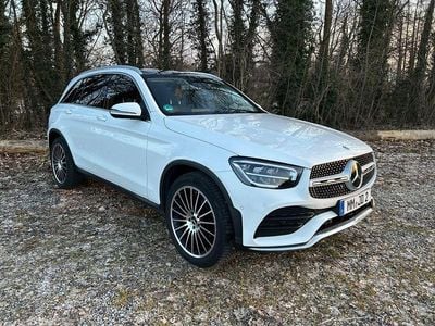 Gebraucht Mercedes GLC200 AMG 197 PS (144 kW) 2019 Weiß SUV