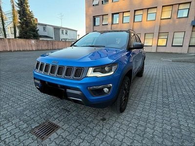 Gebraucht Jeep Compass Trailhawk 170 PS (125 kW) 2020 Blau SUV