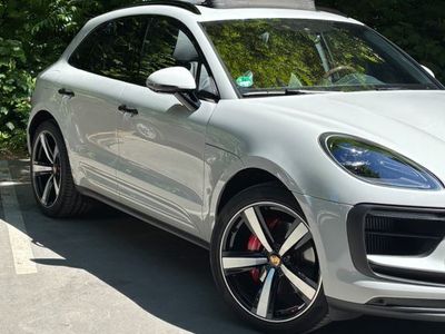 Porsche Macan S