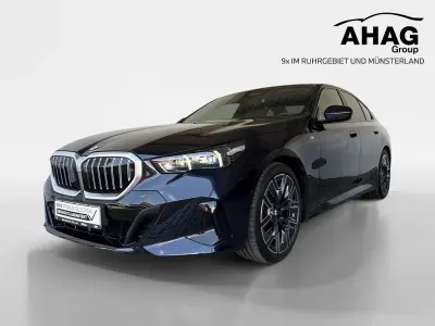 Gebraucht BMW 520 M Sport 208 PS (152 kW) 2025 Schwarz Limousine