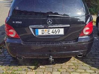 Mercedes R350
