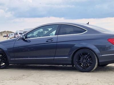 Grau Gebraucht 2012 Mercedes C250 Coupé | 14.295 € (Fairer Preis)