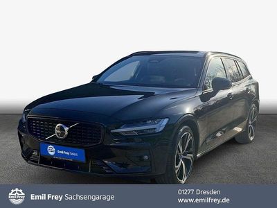 Gebraucht Volvo V60 Plus 197 PS (144 kW) 2025 Schwarz Kombi