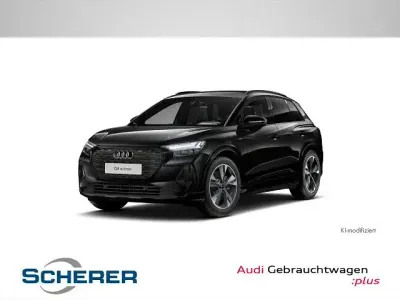 Gebraucht Audi Q4 e-tron S-Line 150 kW (204 PS) 2023 Mythosschwarz metallic SUV