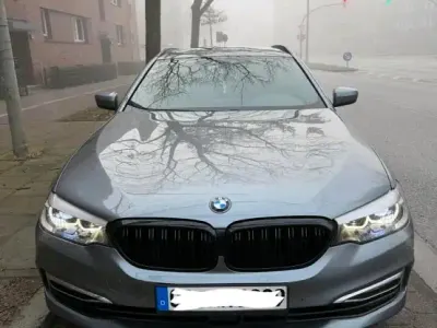 Gebraucht BMW 520 190 PS (139 kW) 2017 Grau Kombi