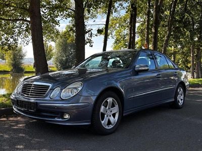 Mercedes E200