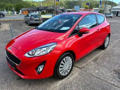 Gebraucht Ford Fiesta Cool & Connect 75 PS (55 kW) 2020 Race red Kleinwagen