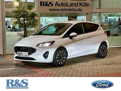 Gebraucht Ford Fiesta Titanium 125 PS (91 kW) 2022 Weiss Kleinwagen