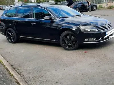 Gebraucht VW Passat Highline 211 PS (155 kW) 2011 Schwarz Kombi