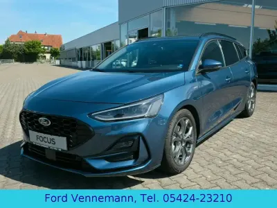 Neu Ford Focus ST-Line X 116 PS (85 kW) 2025 Chromablau metallic Kombi