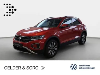 Usata VW T-Roc Life 150 CV (110 kW) 2024 Rosso SUV