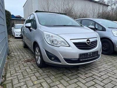 Gebraucht Opel Meriva Edition 101 PS (74 kW) 2011 Van / Kleinbus
