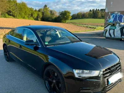Gebraucht Audi A5 143 PS (105 kW) 2012 Schwarz Coupé