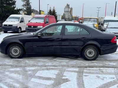 Mercedes E200