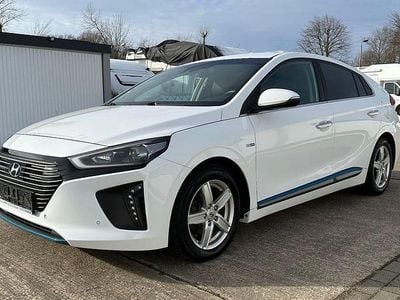 Gebraucht Hyundai Ioniq Premium 105 PS (77 kW) 2016 Weiß Kleinwagen