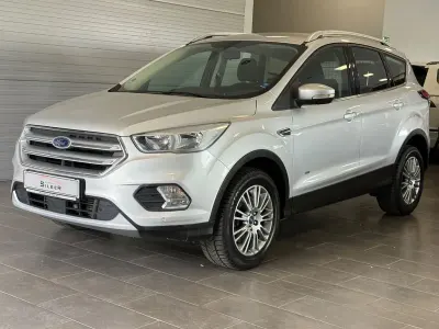 Gebraucht Ford Kuga Trend 150 PS (110 kW) 2019 Silber SUV