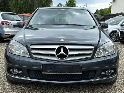 Gebraucht Mercedes C230 Avantgarde 204 PS (150 kW) 2008 Tenoritgrau  metalliclack Limousine