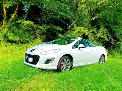 Gebraucht Peugeot 308 CC 120 PS (88 kW) 2013 Weiß Cabrio