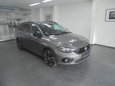 gebraucht Fiat Tipo 1.4 T-Jet S-DESIGN Navi 62.000 1.Hand