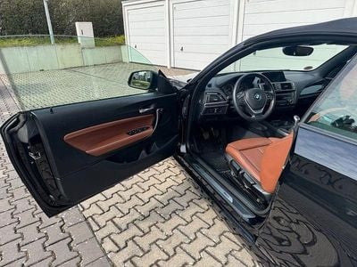 Second-hand BMW 220 Sport Line 190 CP (139 kW) 2016 Negru Cabrio