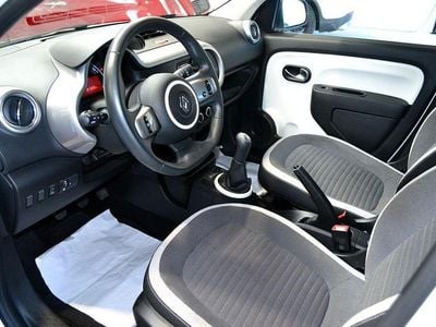 Usata Renault Twingo LIMITED 70 CV (51 kW) 2018 Bianco Utilitaria