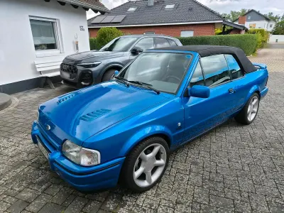 Gebraucht Ford Escort Cabriolet 102 PS (75 kW) 1990 Blau Cabrio