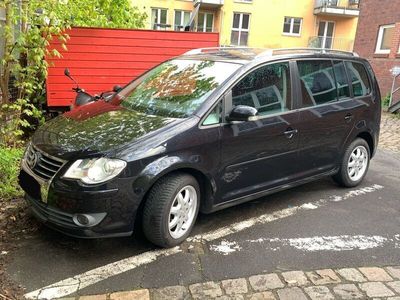 gebraucht VW Touran 2.0 TDI TRENDLINE EURO4 7-SITZER AHK/NAVI/EL-FENSTER