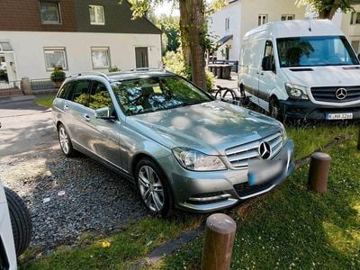 Mercedes C200