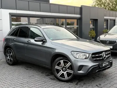Używany Mercedes GLC200 Night 197 KM (144 kW) 2018 Szary SUV