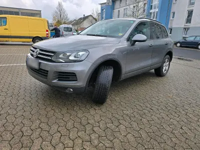 Gebraucht VW Touareg 204 PS (150 kW) 2012 Silber SUV