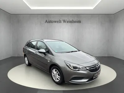 Gebraucht Opel Astra Edition 95 PS (69 kW) 2017 Grau Kombi