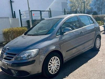 Second-hand VW Golf Plus Cross 102 CP (75 kW) 2006 Gri Monovolum
