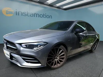 Gebraucht Mercedes CLA200 163 PS (119 kW) 2022 Grau Coupé