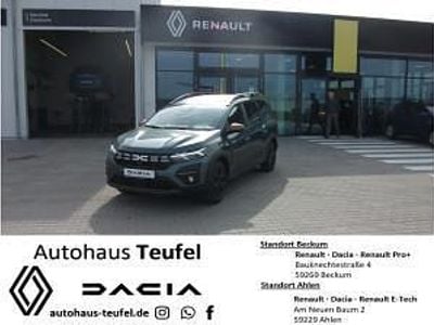 Neu Dacia Jogger Extreme 110 PS (80 kW) 2025 Grün (zedergrün) Van / Kleinbus