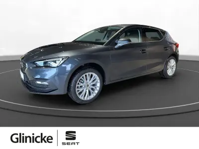 Nowe Seat Leon Beats 150 KM (110 kW) 2025 Szary Sedan/Limuzyna