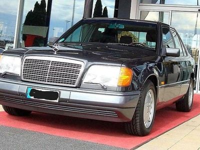 Brugt Mercedes E420 279 HK (205 kW) 1993 Sort Sedan
