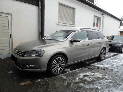 Gebraucht VW Passat Comfortline 140 PS (102 kW) 2012 Braun Kombi