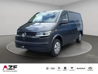 Gebraucht VW T6.1 110 PS (80 kW) 2023 Indiumgrau metallic Van