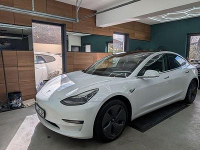Gebraucht Tesla Model 3 Standard Range Plus 239 kW (325 PS) 2020 Weiß Limousine