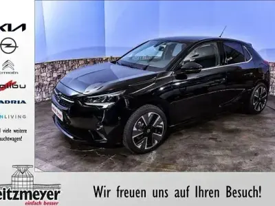 Usata Opel Corsa-e Elegance 100 kW (136 CV) 2020 Nero Utilitaria