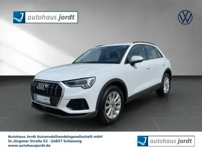 Gebraucht Audi Q3 Sport 150 PS (110 kW) 2023 Gletscherweiss (metallic) SUV