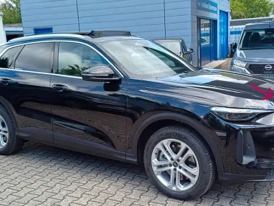 Gebraucht Audi Q5 S-Line 299 PS (219 kW) 2026 Schwarz SUV
