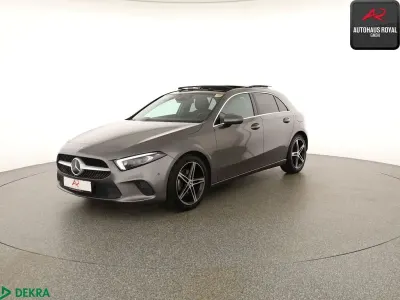 Gebraucht Mercedes A200 Progressive 163 PS (119 kW) 2018 Grau Limousine