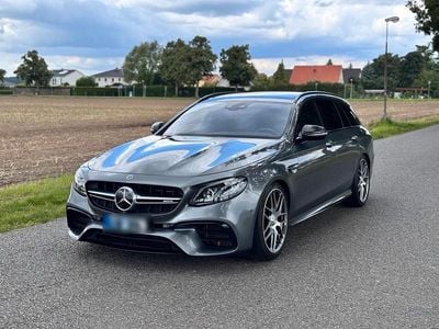 Gebraucht Mercedes E63S AMG AMG 612 PS (450 kW) 2019 Grau Kombi