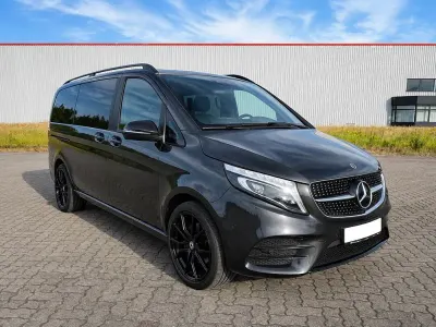 Gebraucht Mercedes V300 AMG 237 PS (174 kW) 2021 Grau Van / Kleinbus